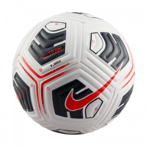 Nike Academy Plus